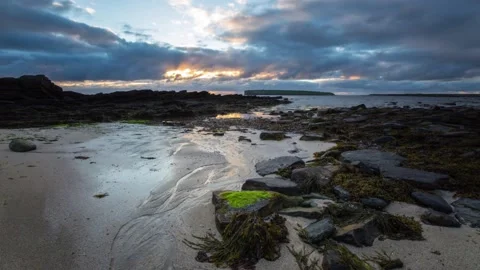 Sunset from the Shore overlooking the Brough in Birsay Orkney HD Time Lapse 動画素材 256084147