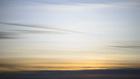 Sunset sky 2019-12-20 ProRes-422 4K 29.97 VHQ mb04 Stock-Footage 124403745