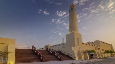 Sunset sky doha old town square panorama 4k timelapse qatar 스톡 동영상 87960039