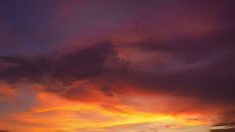 A sunset sky timelapse video footage. 스톡 동영상 337158190