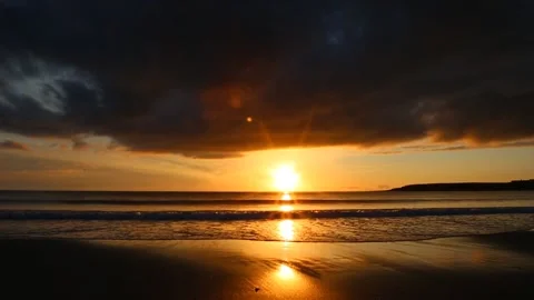 Sunset on a summers night at the bay of Skaill in Orkney in 4k Video stock 288591913