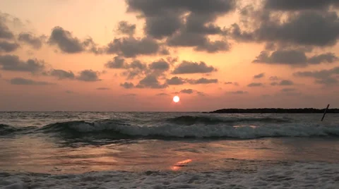 Sunset of a sun in Tel Aviv Stockbeeldmateriaal 39652223