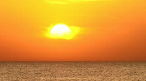 Sunset / Sunrise at the sea Vídeo Stock 20511739
