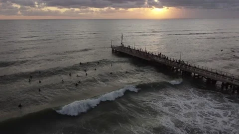 Sunset surfing Video stock 162023679