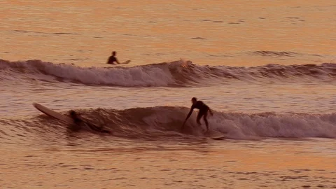 Sunset surfing long ride Видео 101264993