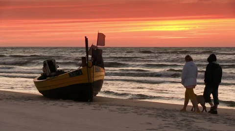 Sunset time on the beach Stock Footage 31864498