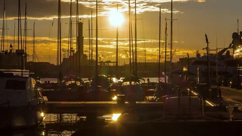 Sunset time lapse on Genoa's lighthouse 4K Vídeos de archivo 83123994