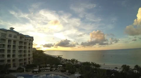 Sunset Time-Lapse of Hotel Resort Next to the Ocean 스톡 동영상 45578098