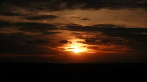 Sunset Time Lapse With Many Dark Clouds. 스톡 동영상 62633039