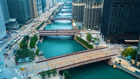 Sunset time-lapse over the Chicago river Stock Footage 99192209