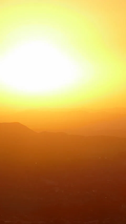 Sunset time lapse view of Simi Valley and Moorpark in Ventura County Califo.. Stock Footage 276238777