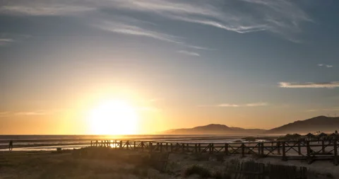 Sunset timelaps may FIRST 库存影片 90564869