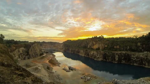 Sunset timelapse of Blue Lagoon, Seri Alam. Video stock 32263276