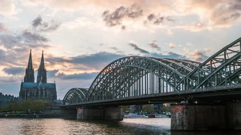 Sunset timelapse of Cologne Cathedral and Hohenzollern Bridge Stock Footage 66289507