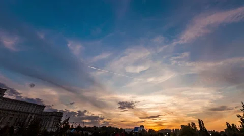 Sunset timelapse day to night skyline urban dusk holy grail Video stock 44871955