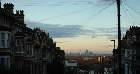 A sunset timelapse of London's skyline from Crystal Palace in 4K Video stock 104984880