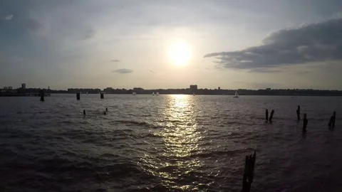 Sunset Timelapse over the Hudson River Video stock 77611633