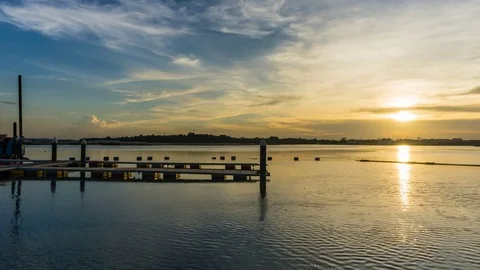 Sunset Timelapse Over The Jetty, 4K Stockbeeldmateriaal 77055568