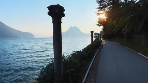 Sunset timelapse stroll in Park Villa Heleneum, Lugano, Ticino, Switzerland Vídeo Stock 284735365