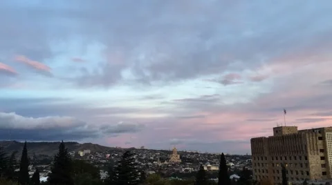 Sunset timelapse in Tbilisi, Georgia 스톡 동영상 68177522