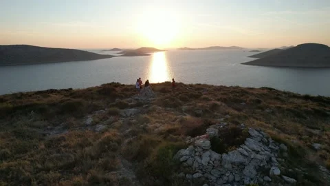 Sunset on top of small island Video stock 220872008
