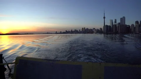 Sunset in Toronto on a winter day Stock Footage 146669520