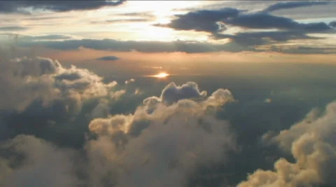Sunset, towards sun Aerial Clouds Vídeos de archivo 34514115