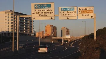 Sunset traffic 스톡 동영상 85839203