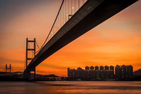 Sunset Under The Tsing Ma Bridge Of Hong Kong Fotos Stock