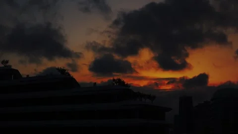 Sunset in urban city. Stock-Footage 329998293