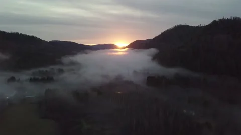 Sunset valley winter mist 02 Video stock 145927082