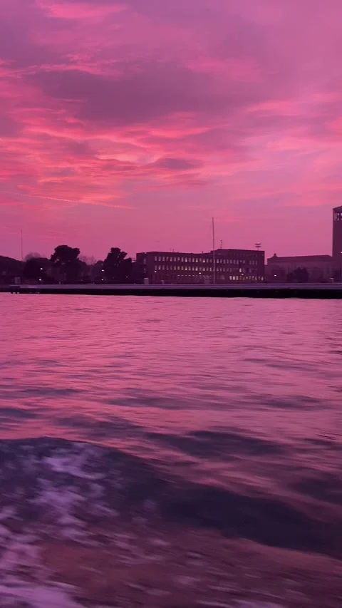 Sunset in Venice, purple sunset Stock Footage 142667656