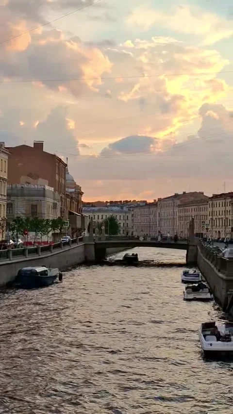 Sunset view of canal and historic architecture in Saint Petersburg Stock-Footage 339882247
