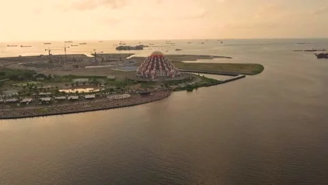 Sunset View of New Landmark of Losari Beach Makassar Video stock 161532604