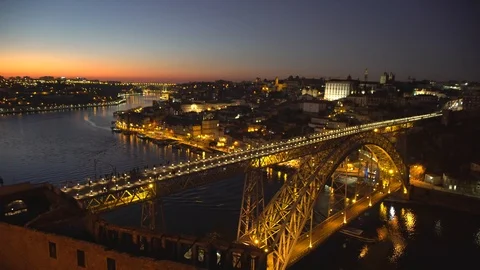 Sunset View Over Oporto And The D. Luís Bridge, 動画素材 92767227