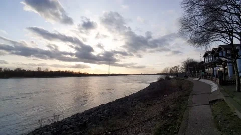 Sunset view at the Rhine River in Germany (North Rhine-Westphalia) Stockbeeldmateriaal 170400194