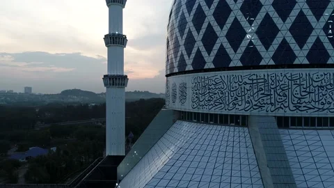 Sunset view of Shah Alam Mosque Aerial View, Malaysia Stock Footage 134425601