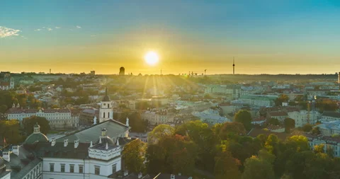 Sunset in Vilnius Lithuania, sundown, the sun sets in the city, pre-sunset time Видео 318791279