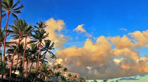 Sunset at the Waialae Beach Park, Honolulu, Oahu, Hawaii Video stock 41307478