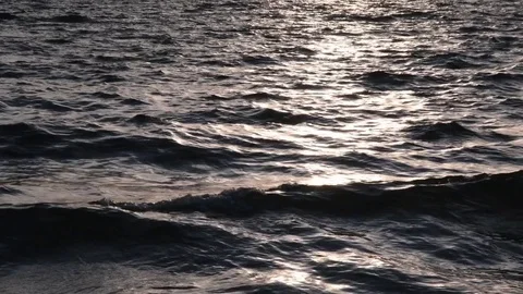 Sunset wave. 4K Stock Footage 75631462