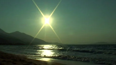 Sunset with waves rolling in Stock Footage 285748