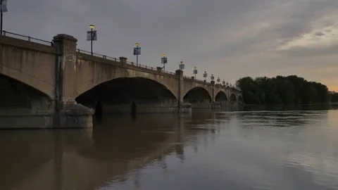 Sunset on the White River at Indianapolis Stock Footage 78026730