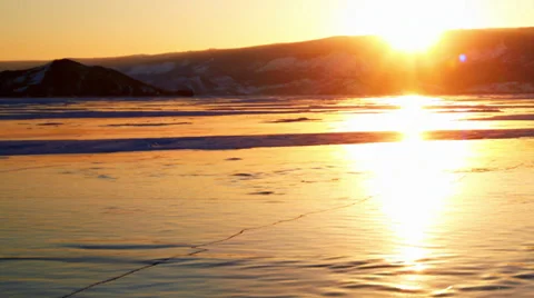 Sunset on the winter lake Stock-Footage 36785377