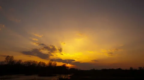 Sunset  without birds.  4K  4096x 2304 Time lapse Stock-Footage 23452372