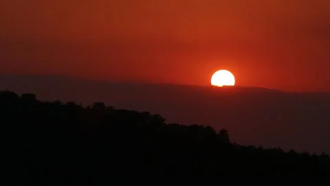 Sunset in the Yellow Sky, Timelapse. Amazing colors of the setting sun. Stock Footage 203958835