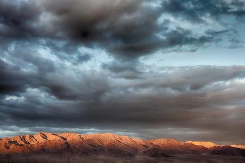 Sunset_mountain_glow 写真素材