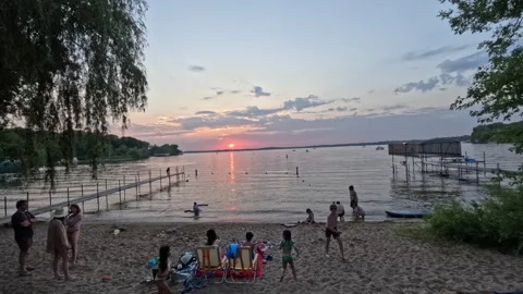 SunsetRobinsonsBay Stock Footage 249531198