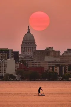Sunsetting behind the Madison Skyline Stock Photos
