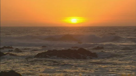 SunSettingOverOceanMS Stock Footage 400832