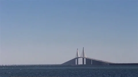 Sunshine Skyway bridge slow motion-wide shot 스톡 동영상 36073354